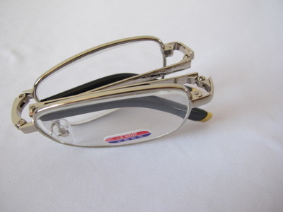 厂家直销高品质折叠老花镜 台州市椒江华凯眼镜厂的专业眼镜解决方案