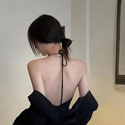 苍蝇之母 海报
